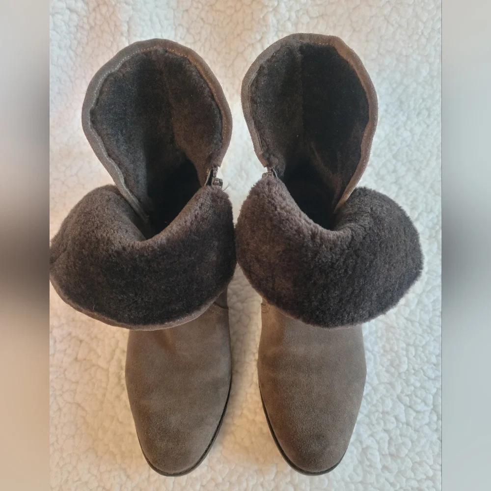 Naturalizer Sutton Suede Boots Faux Fur Lined Taupe Size 8 Like New Comfort